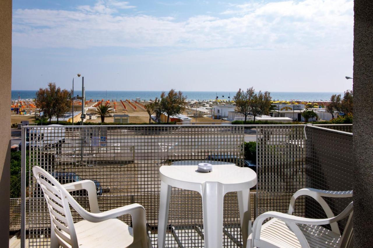 Hotel Derby Rimini Exterior foto