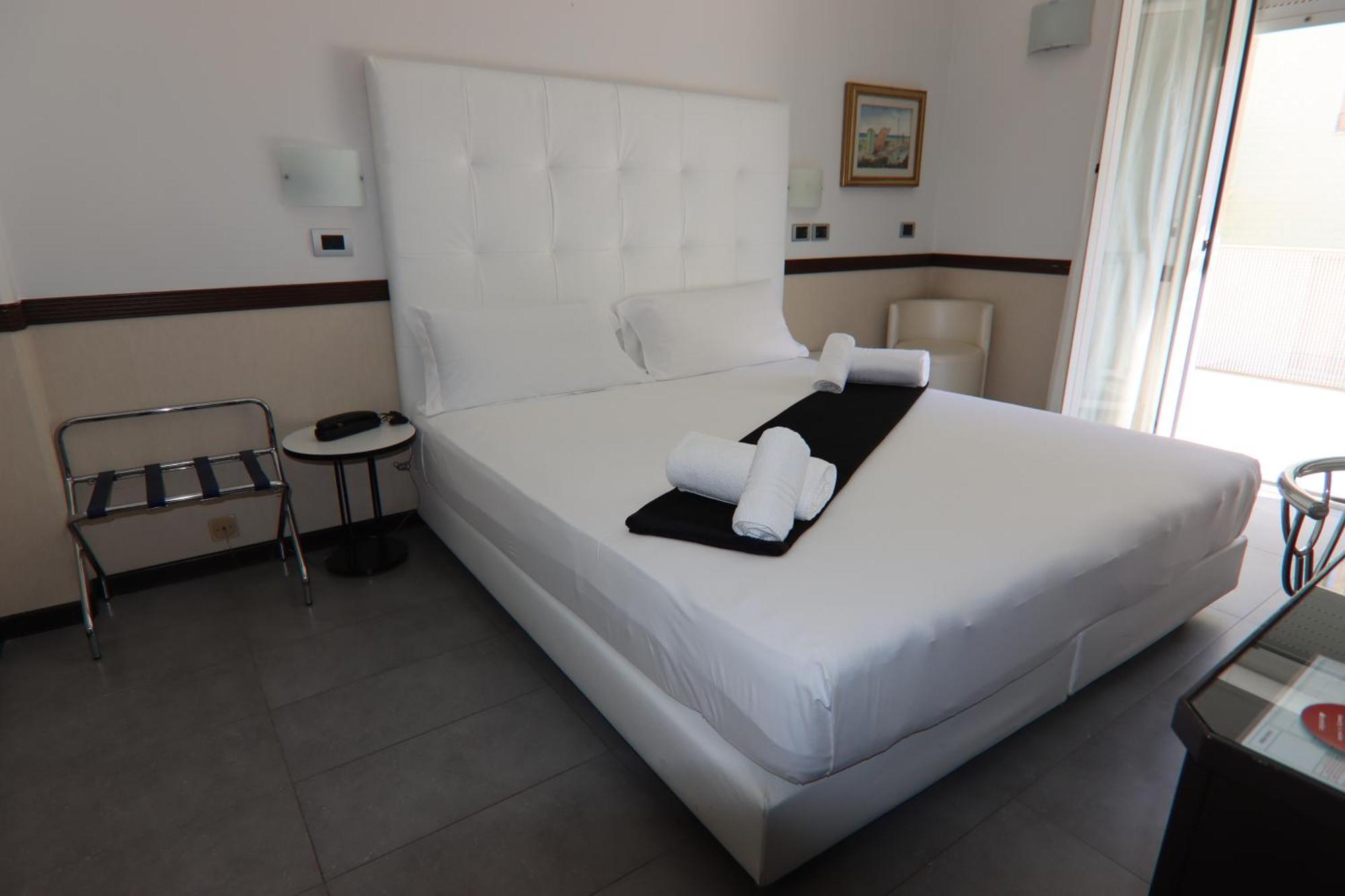 Hotel Derby Rimini Exterior foto