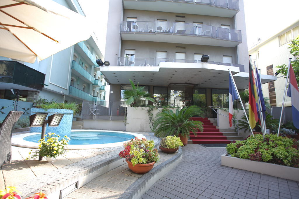 Hotel Derby Rimini Exterior foto